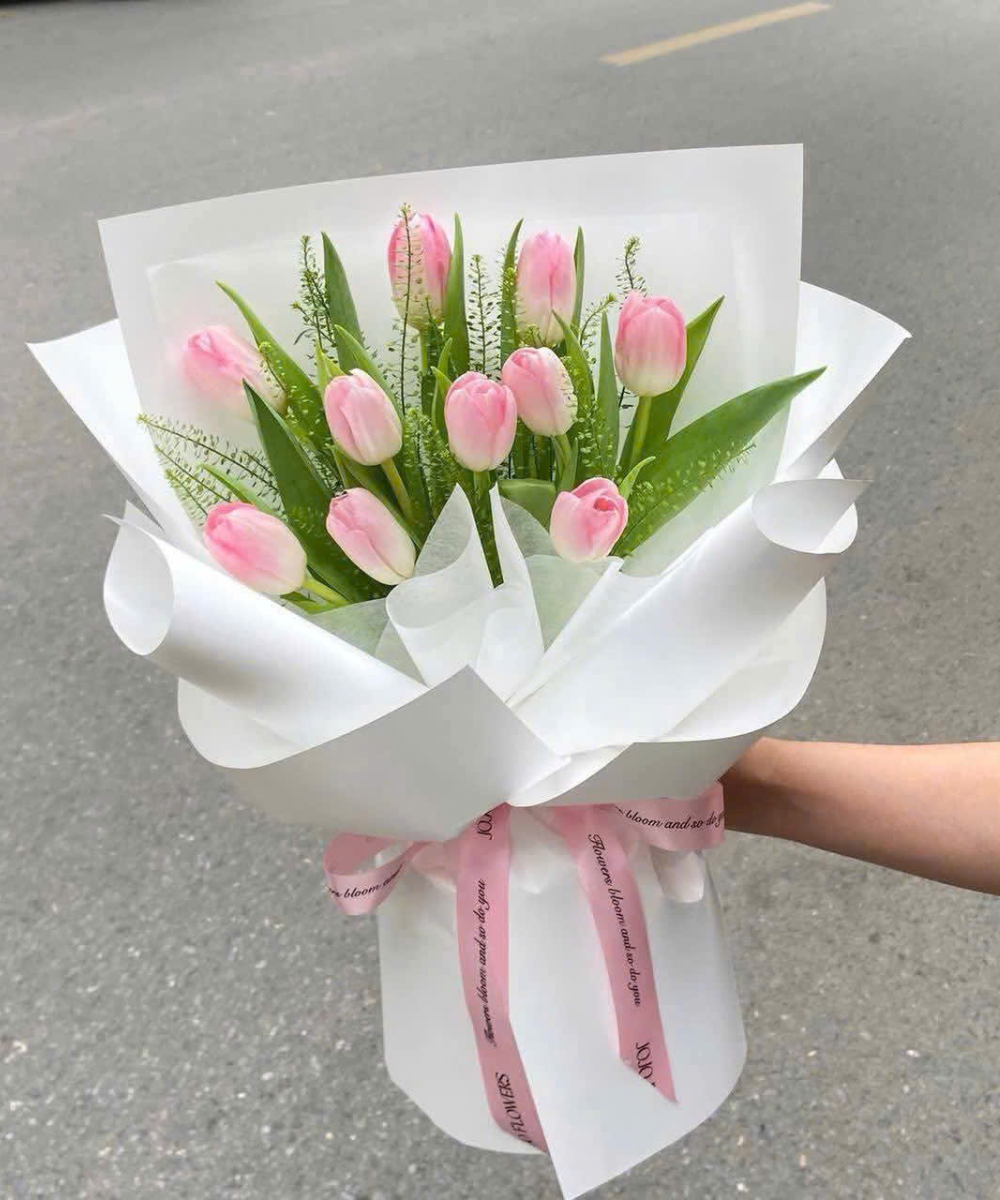 Bó Hoa Tulip Đẹp Sang Trọng | Thiết Kế Theo Yêu Cầu Tại Lúa Florist